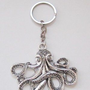 Antique silver tone Octopus key chain